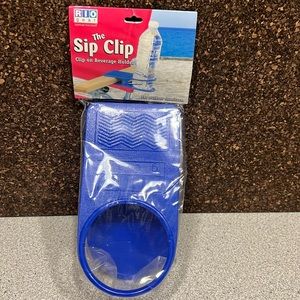 Rio Gear Sip Clip for beach chair